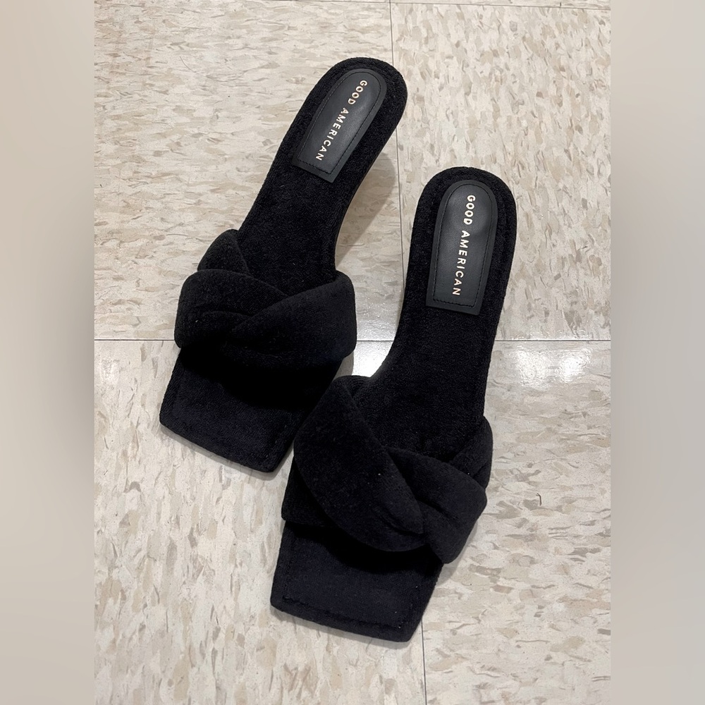 Good American Black Knotted Slide Sandals
